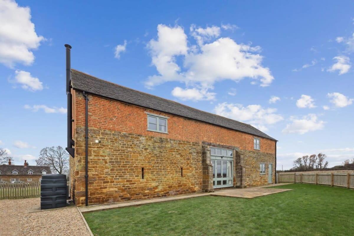 Sophie'S Barn - Hot Tub Packages Available Villa Market Harborough Exterior photo