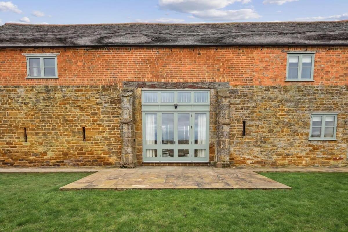 Sophie'S Barn - Hot Tub Packages Available Villa Market Harborough Exterior photo