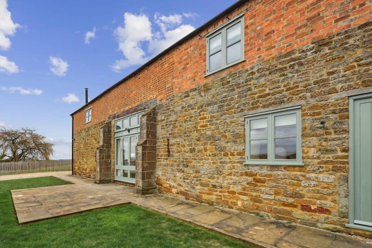 Sophie'S Barn - Hot Tub Packages Available Villa Market Harborough Exterior photo
